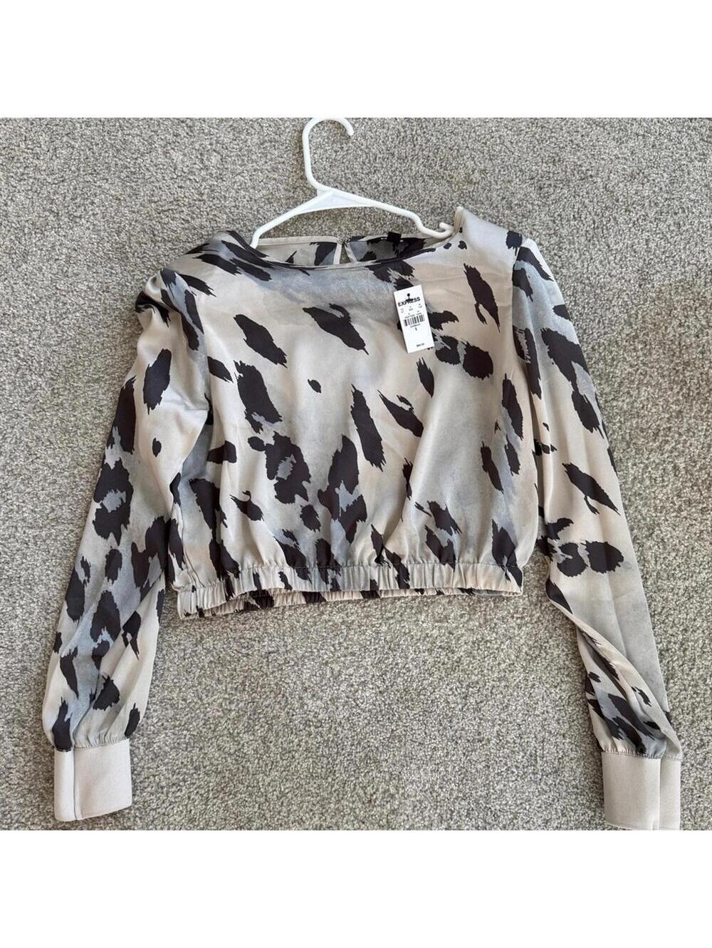 Express Women's Long Sleeve Cropped Top, Small
